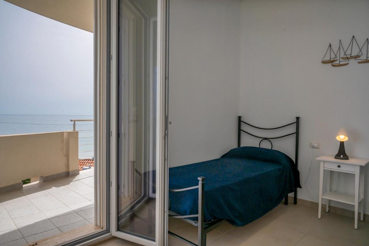 Cicirata Sea Beach - Sicilia Vacanza Avola Exterior photo